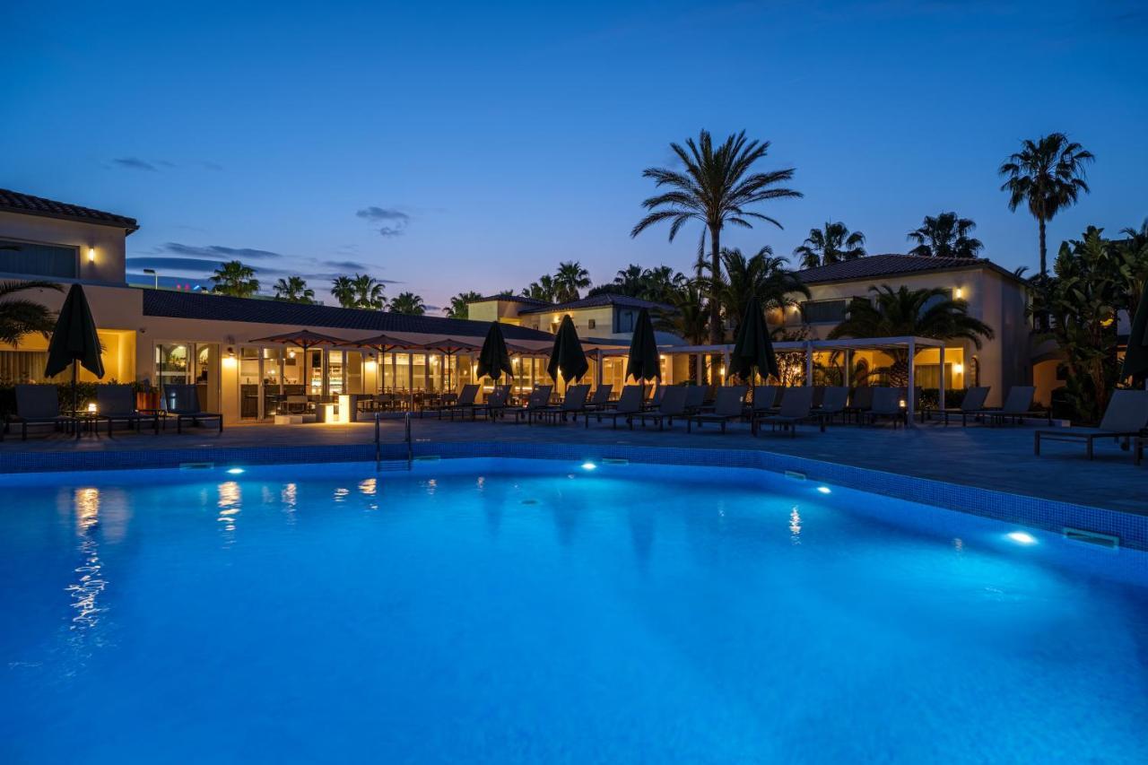 Oassium Hotel - Adults Only La Pineda Exterior photo