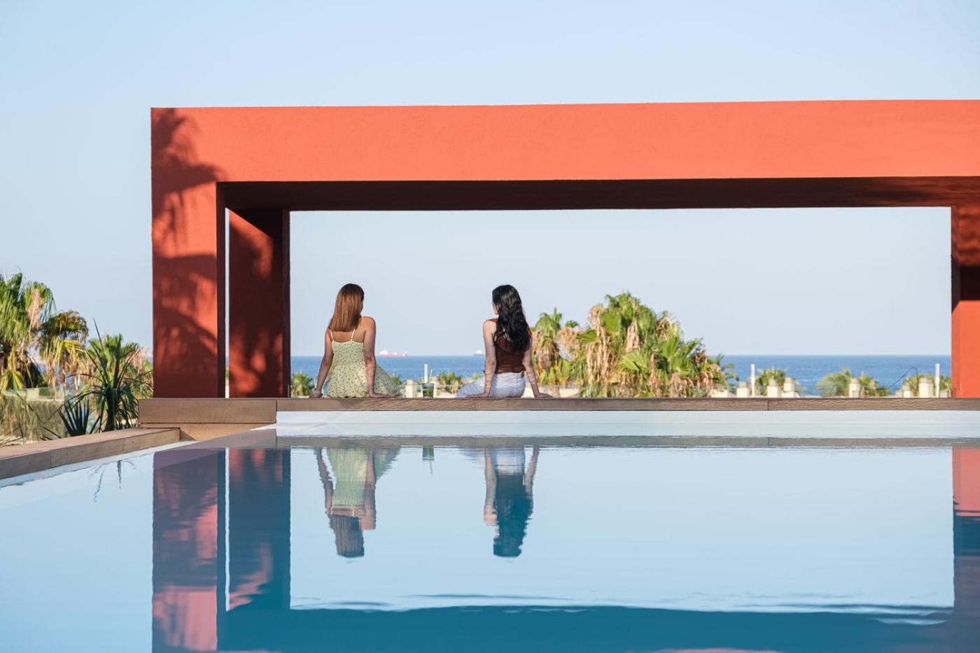 Oassium Hotel - Adults Only La Pineda Exterior photo