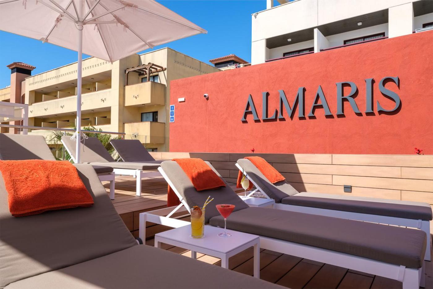 Oassium Hotel - Adults Only La Pineda Exterior photo